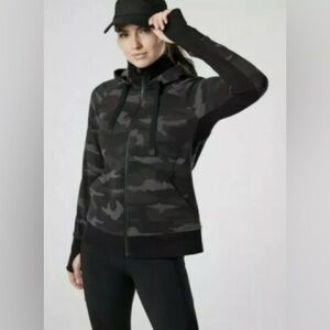 Athleta Camo Triumph Cotton Blend Full Zip Hoodie Jacket Activewear Running Yoga